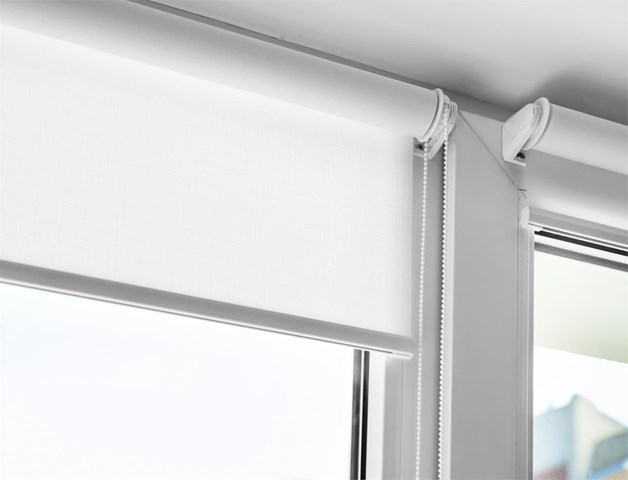 Estores enrollables Bandalux con control solar para hogares en Poio: menos calor y más confort - Imagen 2