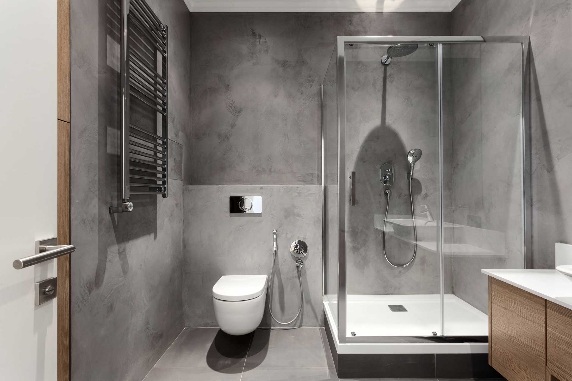 Mampara de baño a medida instalada en Poio