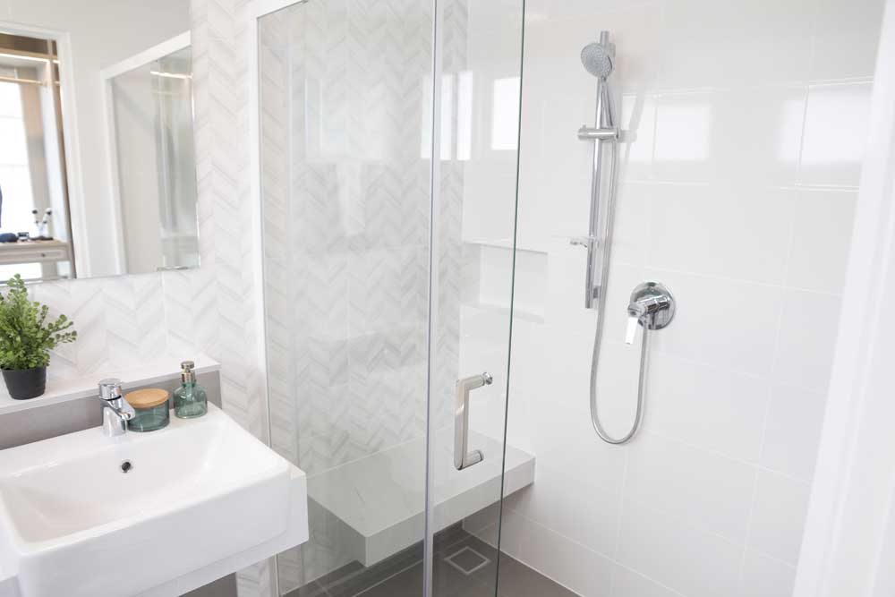 Ventajas de renovar su baño con los productos de Santos Pérez
